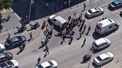 Gaziantep’te, Değirmiçem Mahallesi’nde meydana gelen trafik kazasında, sağ şeritten sola