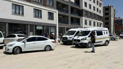 Konya’da, alacak verecek konusunda başlayan iddiaya göre çıkan kavgada bir