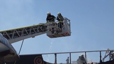 Konya’da bir sanayi sitesinde meydana gelen yangın, iş yerinde çalışanları