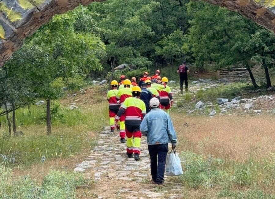 Seyit Ahmet Üner ile eşi Firdevs Üner, Konya’nın Seydişehir ilçesinde