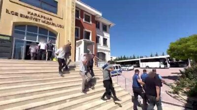 Konya’nın Karapınar ilçesinde uyuşturucu ticareti yapan şahıslara yönelik düzenlenen operasyonda