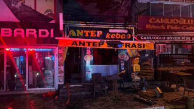 Küçükçekmece ilçesindeki bir restoranın bacasında çıkan yangın, bulunduğu 5 katlı