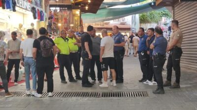 Kuşadası’nda iki esnaf arasında çıkan müşteri kapma tartışması kanlı bir