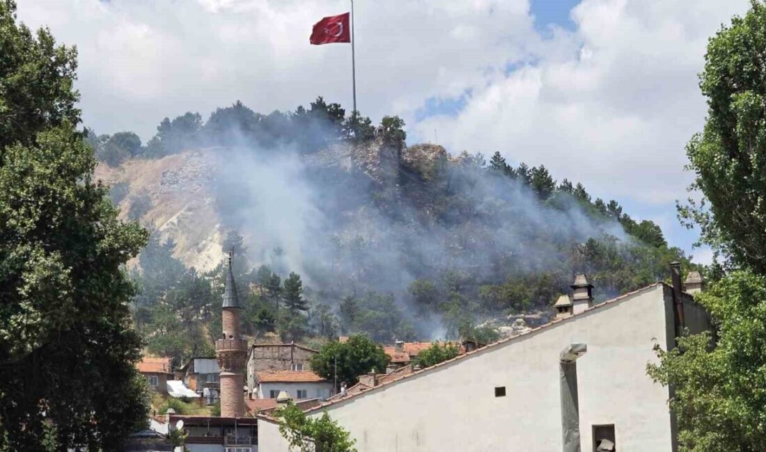 Kütahya’nın önemli yapılarından biri olan tarihi Hisar Kalesi çevresinde meydana