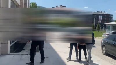 Kütahya’da polis ekipleri tarafından aranan bir hükümlü, üzerinde 20 yıl