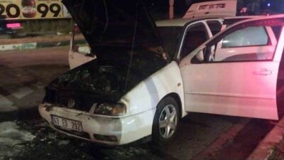 Kütahya’da meydana gelen bir olayda seyir halindeki bir otomobilin motor