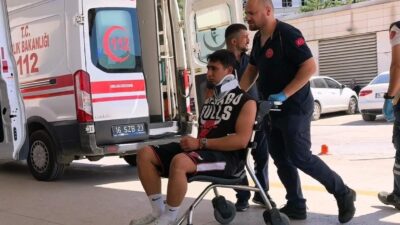 İnegöl ilçesinde meydana gelen bir trafik kazasında lastiği patlayan bir