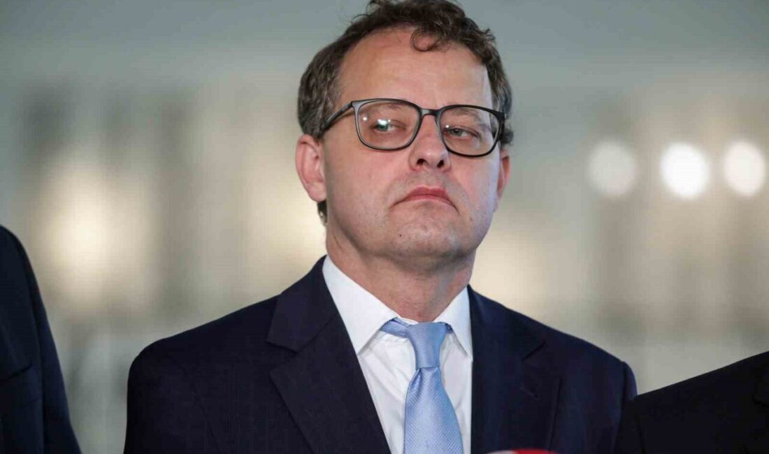 Polonya Dışişleri Bakanı Radoslaw Sikorski, eski Polonya Adalet Bakanı Zbigniew