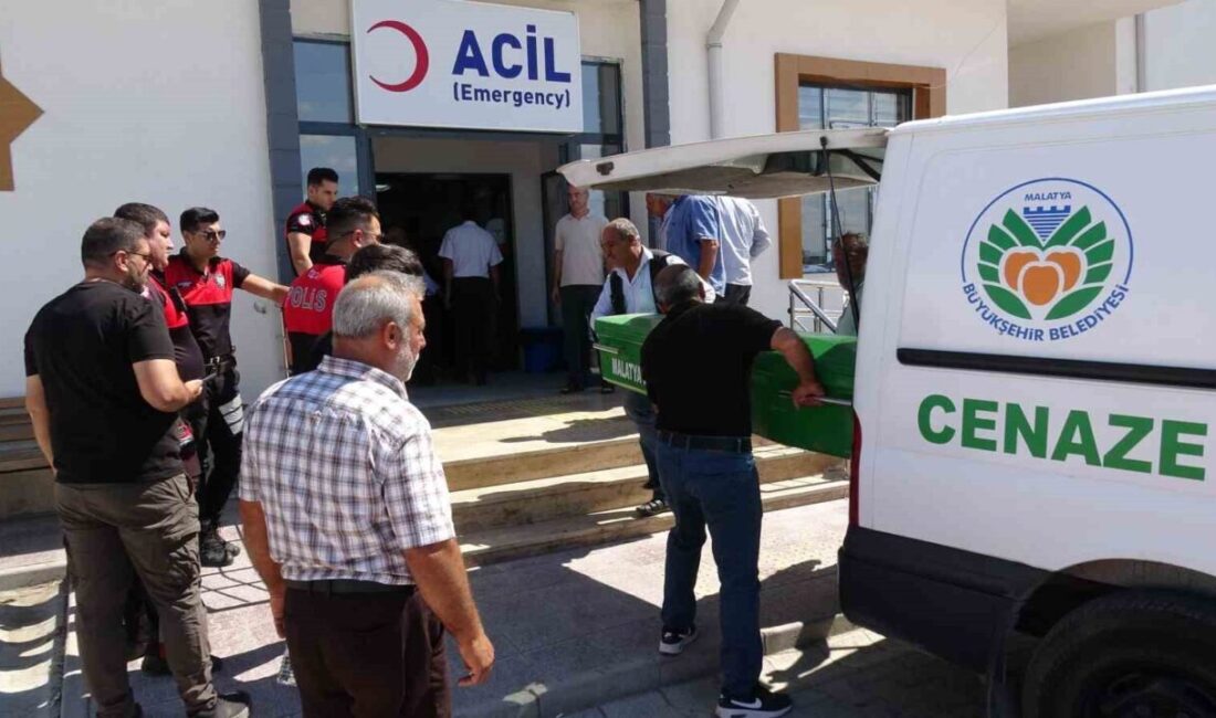 Malatya’da bir adam, evinin bahçesinde silahla vurulmuş halde bulundu ve