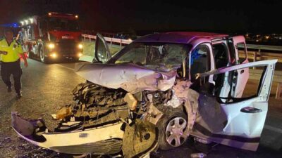 Malatya’da meydana gelen trafik kazasında hafif ticari araç ile otomobilin