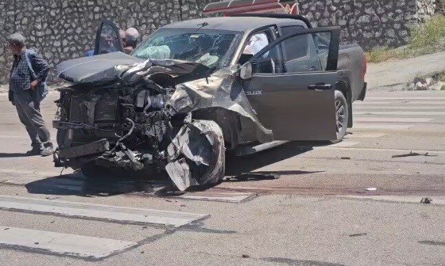 Malatya’da yaşanan trafik kazasında, iki pikap aracının çarpışması sonucunda 3