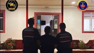 Manavgat ilçesinde, 29 yıl kesinleşmiş hapis cezası bulunan firari bir
