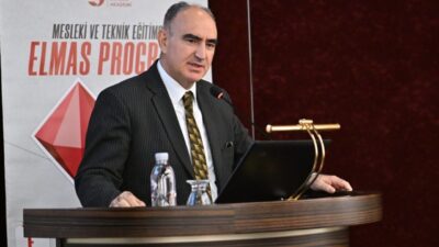 Manisa Valisi Vahdettin Özkan’ın 96 yaşındaki annesi Nafiye Özkan, Muş’ta