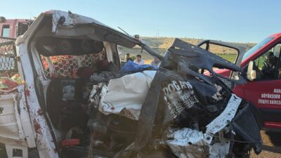 Kula ilçesinde meydana gelen trafik kazasında 18 yaşındaki genç hayatını