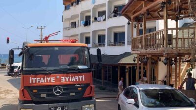 Erdemli ilçesindeki bir otel odasında meydana gelen yangında dumandan etkilenen