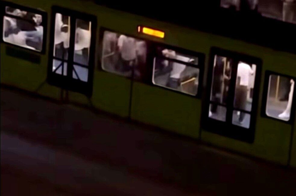Bursa’da 152 Evler Metro İstasyonu’nda çıkan çatışma, istasyonu adeta savaş