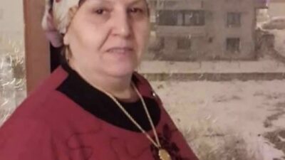 Samsun’un Atakum ilçesinde, bir belediye işçisi kadın, kurye motosikleti ile