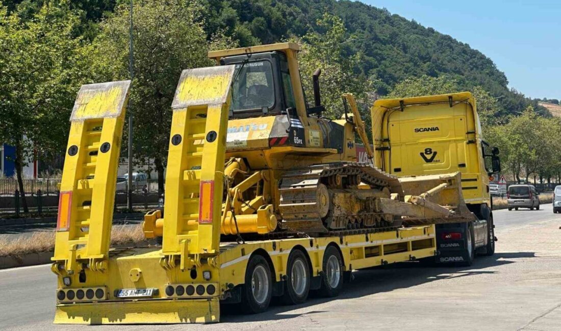 Samsun’un Tekkeköy ilçesinde meydana gelen trafik kazasında, motosiklet ve iş
