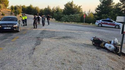 Mersin’in Mut ilçesinde bir motosikletin otomobile arkadan çarpması sonucu 2