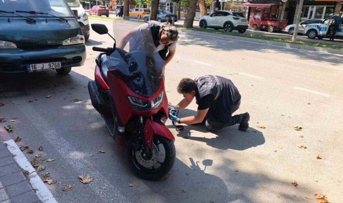 Bursa’nın İnegöl ilçesinde polis ekiplerinin yaptığı trafik denetiminde durdurulan bir