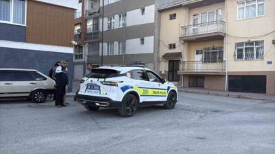 Eskişehir’de bir motosikletin çarptığı 9 yaşındaki bisikletli çocuk yaralandı. Olay,