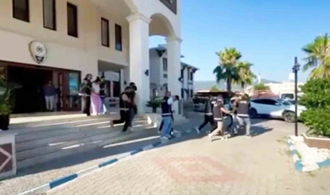 Fethiye ilçesinde gerçekleştirilen eş zamanlı operasyonda yasa dışı bahis ve