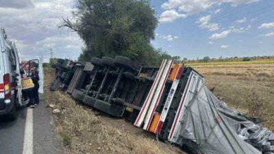 Tekirdağ’ın Muratlı ilçesinde meydana gelen trafik kazasında, bir tırın direksiyon