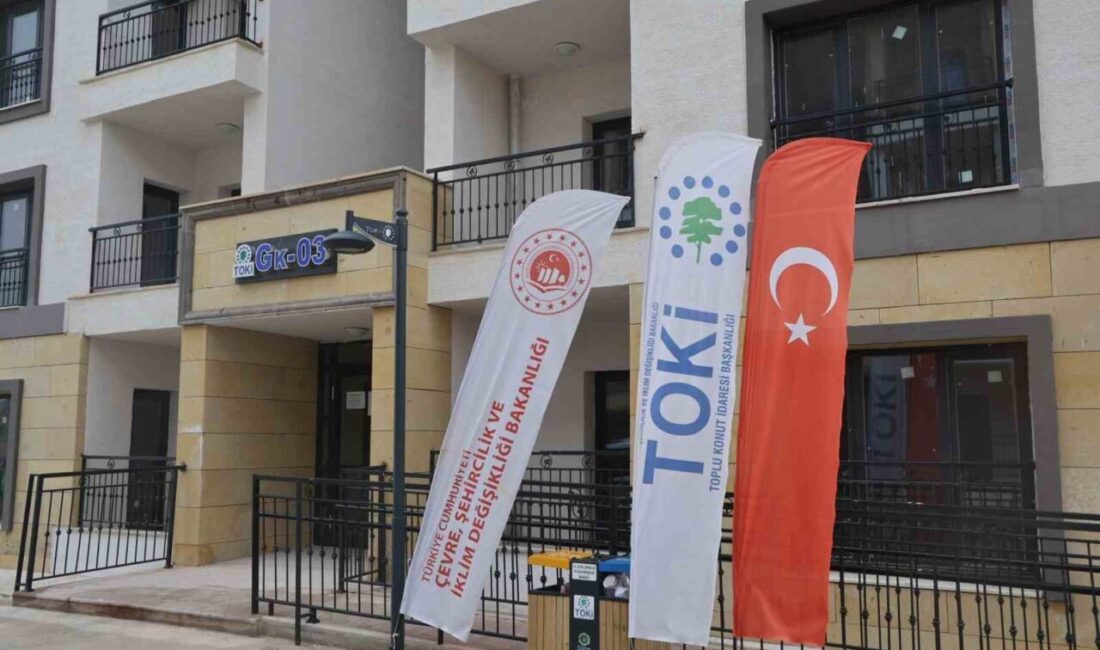 Nevşehir’de bir emlakçının, bir dairenin satışında hem ev sahibini hem