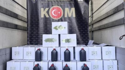 Niğde’de kaçakçılıkla mücadele amacıyla düzenlenen operasyonda bin 20 litre etil