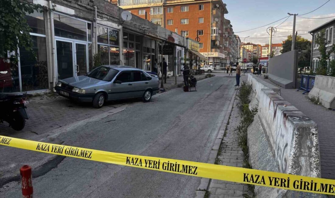 Niğde’deki bir kıraathanede yaşanan silahlı kavgada dört kişi yaralandı. Olay,