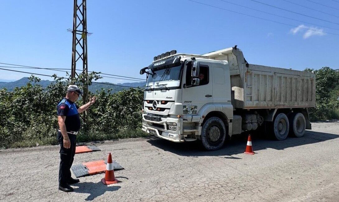 Ordu Büyükşehir Belediyesi Zabıta Dairesi Başkanlığı ekipleri, yapılan denetimlerde kurallara