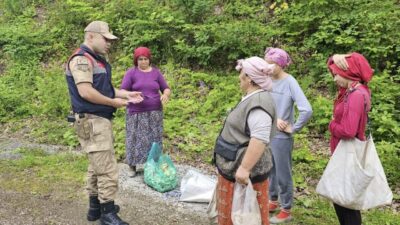 Ordu’nun Kabataş ilçesinde jandarma ekipleri, kadına yönelik şiddete karşı bilgilendirme