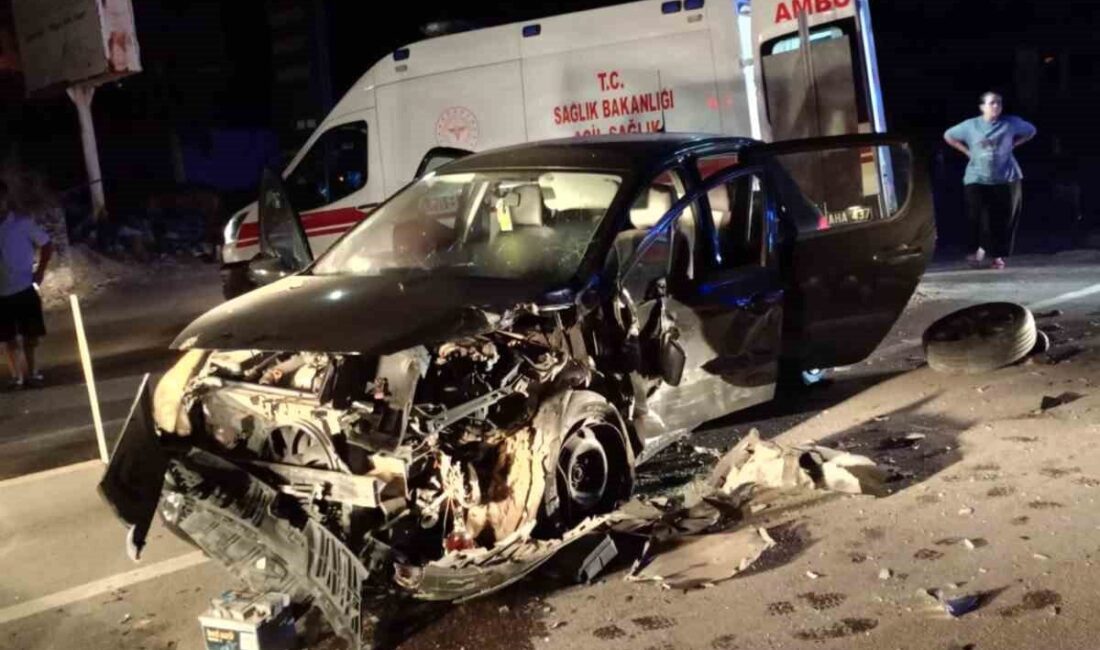 Osmaniye’nin Düziçi ilçesinde meydana gelen zincirleme trafik kazasında 3 araç