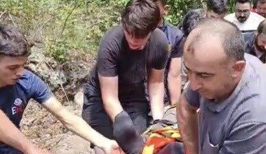 Osmaniye’nin Düziçi ilçesinde bir işçi, içme suyu borusu döşeme çalışmaları