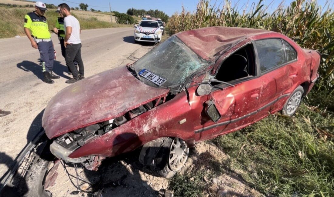 Kadirli ilçesinde meydana gelen trafik kazasında 5 kişi yaralandı. Kaza,