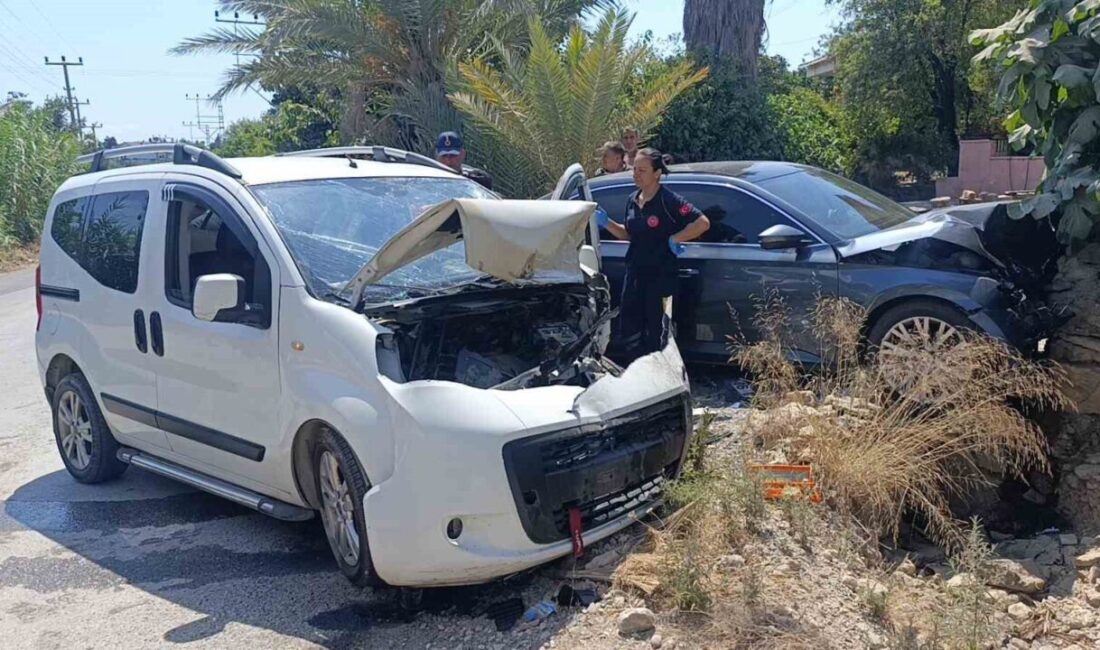 Manavgat ilçesinde meydana gelen trafik kazasında, bir otomobil ile hafif