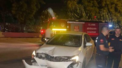Aydın’ın Efeler ilçesinde bir otomobil ile motosikletin karşı karşıya çarpışması