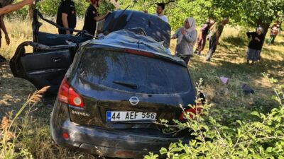 Malatya’nın Yeşilyurt ilçesinde bir otomobilin kontrolünü kaybederek şarampole devrilmesi sonucu