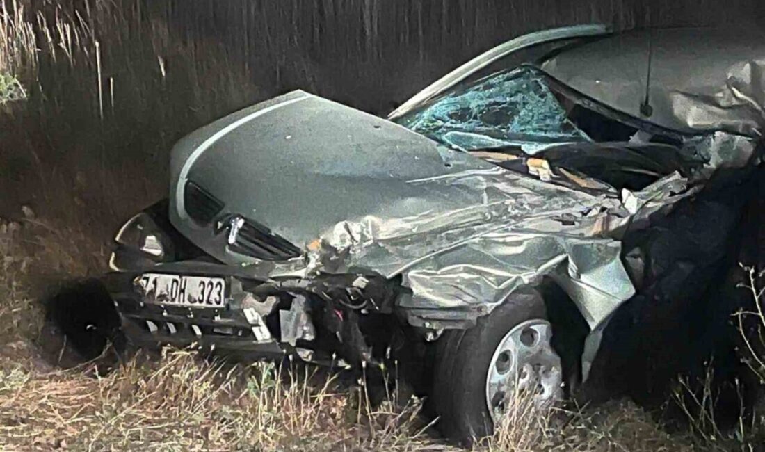 Çiçekdağı ilçesinde meydana gelen trafik kazasında otomobil ile traktör çarpıştı,