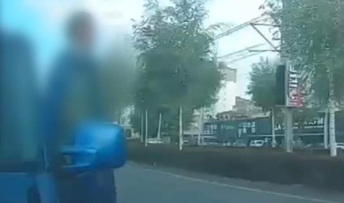 Kayseri’de, polis ekipleri tarafından yapılan çalışmalar sonucunda, panelvan aracıyla önünde