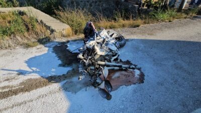 Sapanca ilçesinde meydana gelen trafik kazasında bir otomobil ile bir