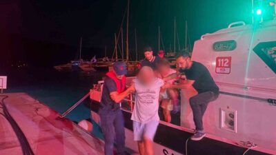 Muğla ilinin Marmaris ilçesinde bir özel tekne içerisinde rahatsızlanan bir