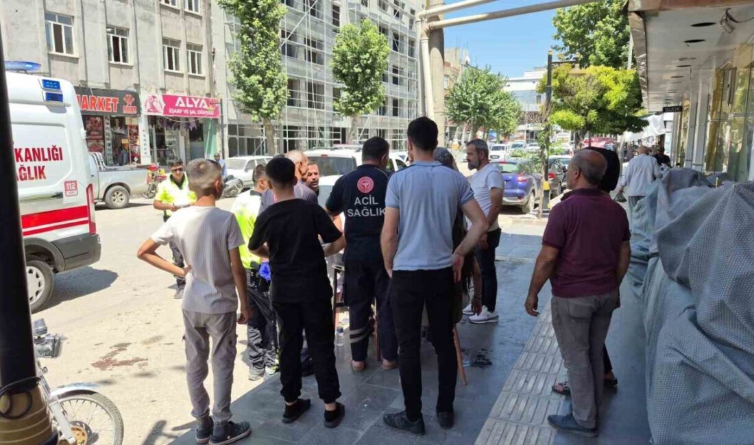 Adıyaman’da bir panelvan aracı ile bir motosikletin çarpışması sonucunda, motosiklet