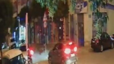 Gemlik ilçesinde meydana gelen bir trafik kazasında, park halindeki bir