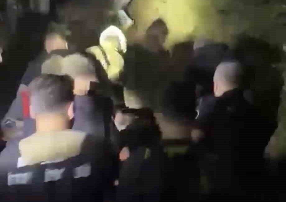 Bursa’nın Kestel ilçesine bağlı Alaçam mevkisinde, bir vatandaş patikadan yamaca