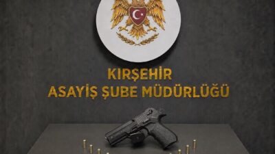 Kırşehir Emniyet Müdürlüğü ekipleri yaptıkları operasyonlarda büyük miktarda silah ve