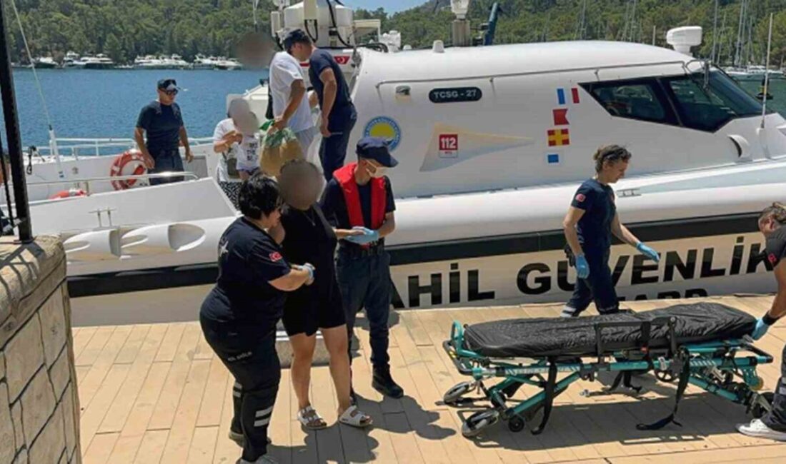Muğla’nın Fethiye ilçesi açıklarında seyreden bir gezi teknesinde yaralanan ve