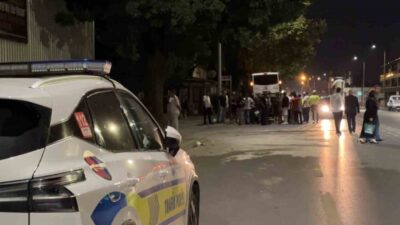 Sakarya’nın Adapazarı ilçesinde meydana gelen trafik kazasında, iki motosiklet ve