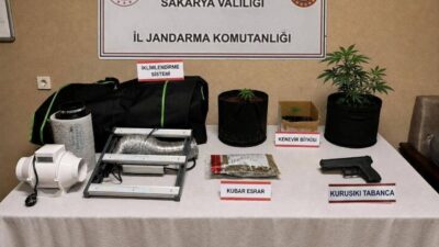 Sakarya’da jandarma ekipleri tarafından Karasu, Serdivan ve Hendek ilçelerinde sokak