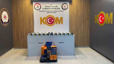 Samsun’un İlkadım ilçesinde polis ekipleri tarafından düzenlenen kaçakçılık operasyonunda 20